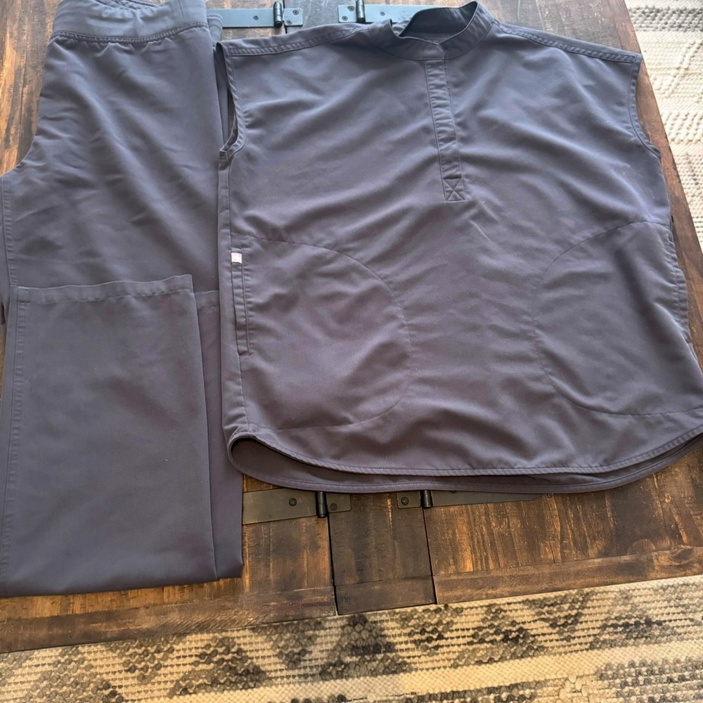 Charcoal Gray Scrub Set